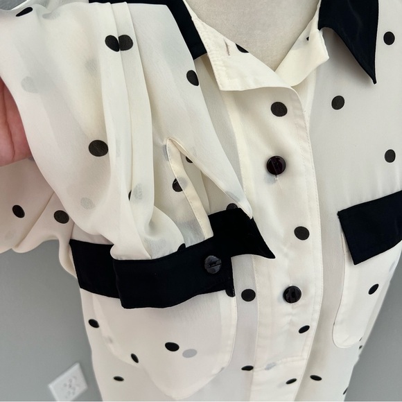 Women’s Size 8 Polka Dot Chaus Blouse - Picture 3 of 9